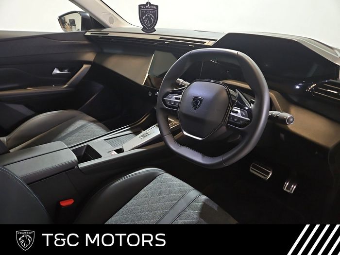 Peugeot 408 2025