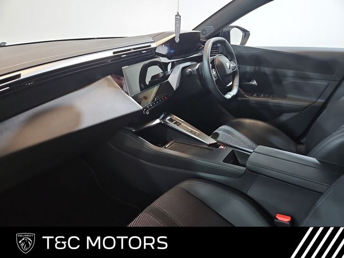Peugeot 408 2025