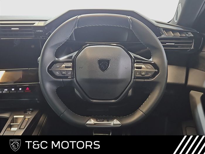 Peugeot 408 2025