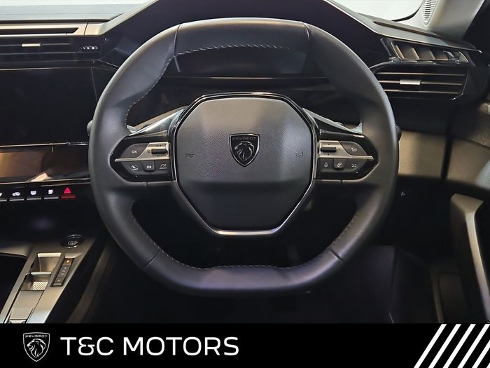 Peugeot 408 2023