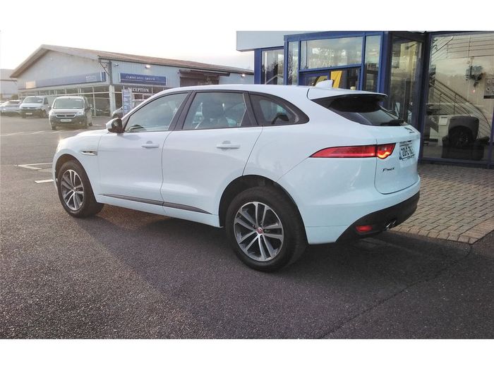 Jaguar F- PACE 2020