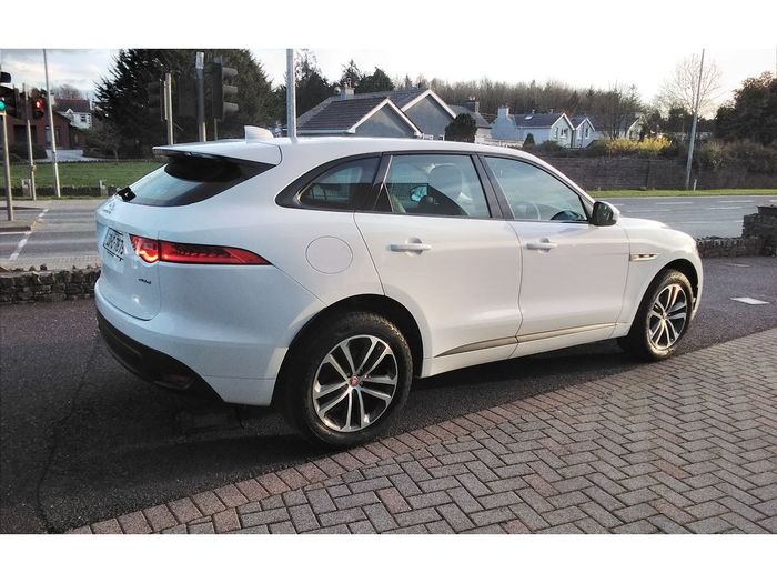Jaguar F- PACE 2020