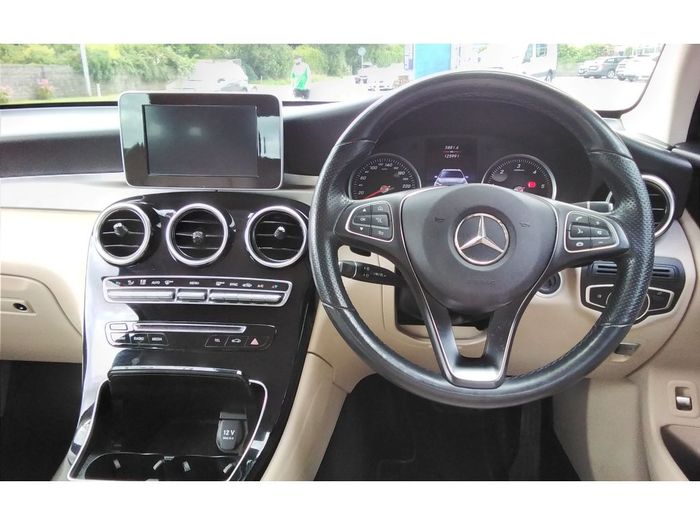 Mercedes-Benz GLC-Class 2019