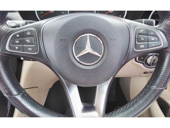 Mercedes-Benz GLC-Class 2019