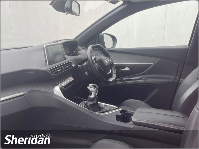 Peugeot 5008 2020