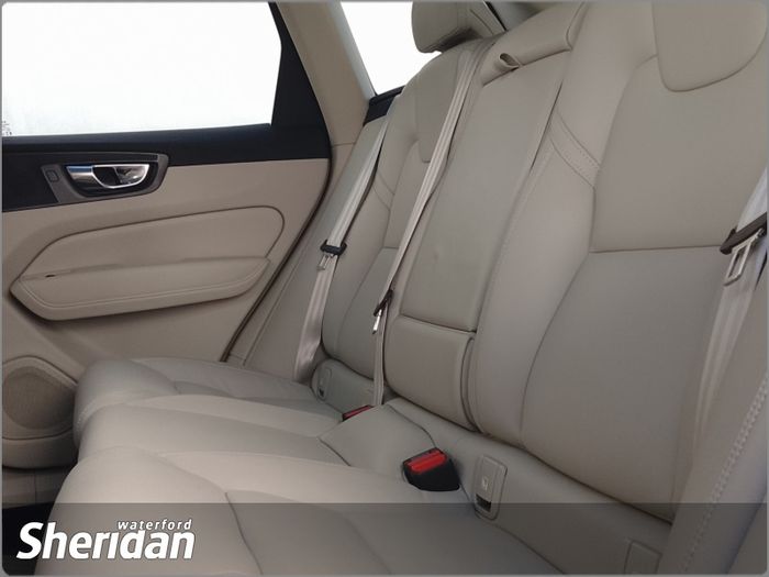 Volvo XC60 2022