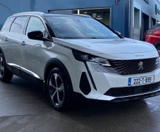 Peugeot 5008 2022
