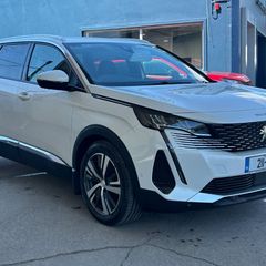 Peugeot 5008 2021