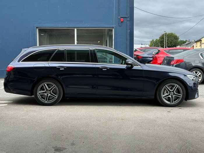 Mercedes-Benz E-Class 2022