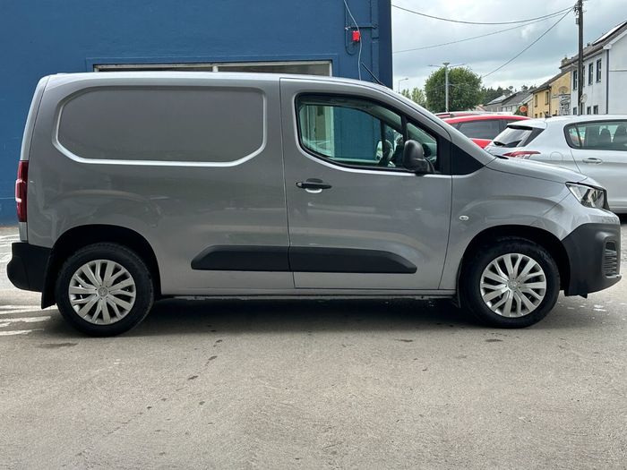 Peugeot Partner 2021