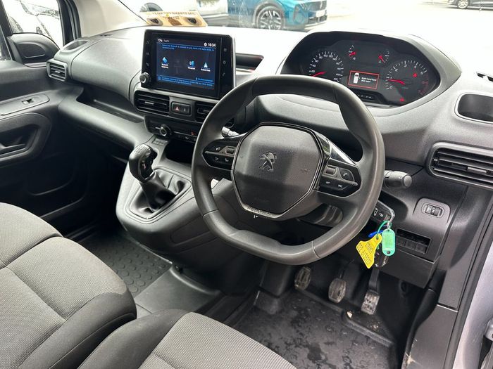 Peugeot Partner 2021
