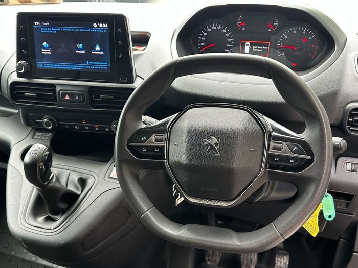 Peugeot Partner 2021