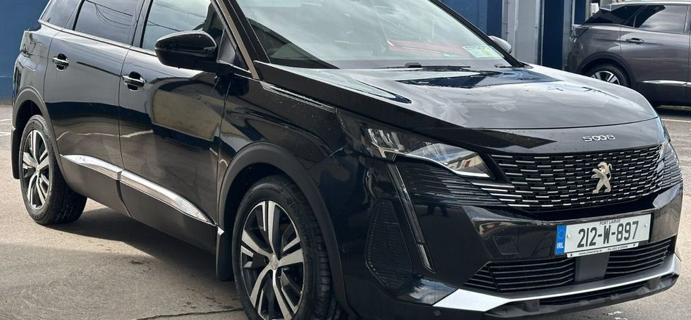 Peugeot 5008 2021
