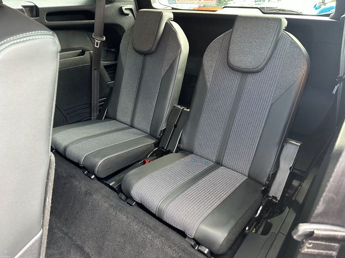 Peugeot 5008 2021