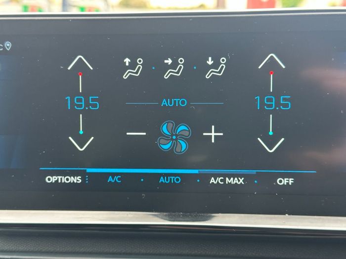 Peugeot 5008 2021