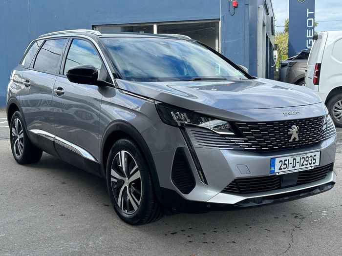 Peugeot 5008 2025