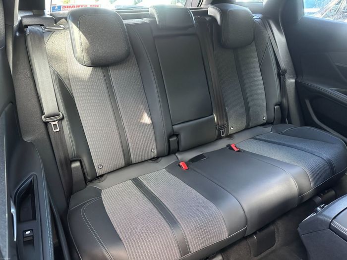Peugeot 3008 2023