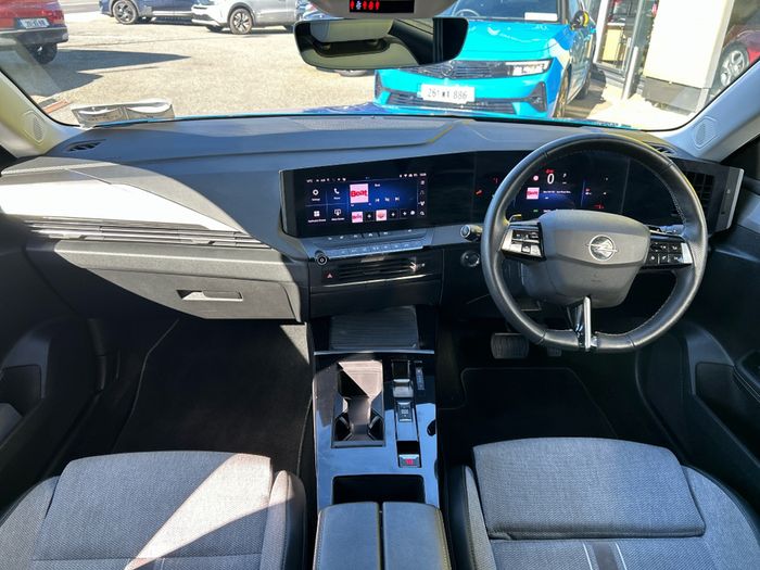 Opel Astra 2024