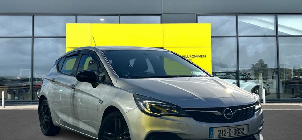 Opel Astra 2021