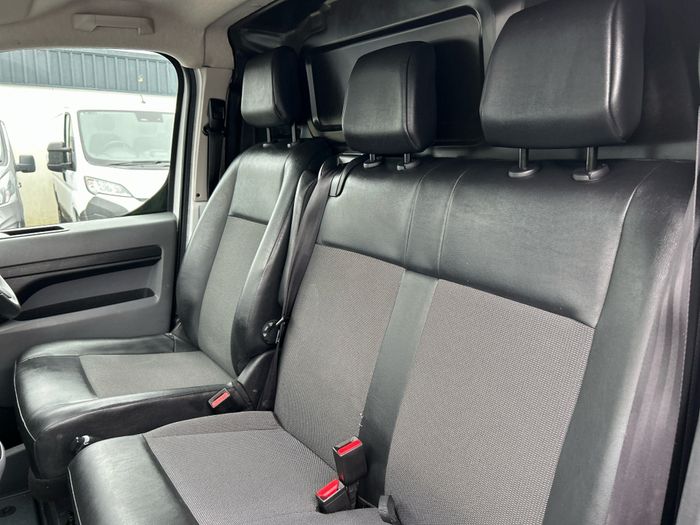 Opel Vivaro 2020