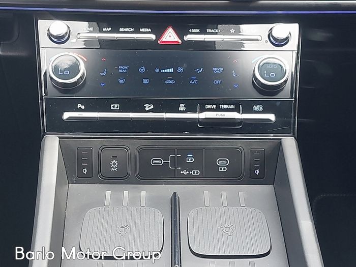 Hyundai Santa Fe 2025
