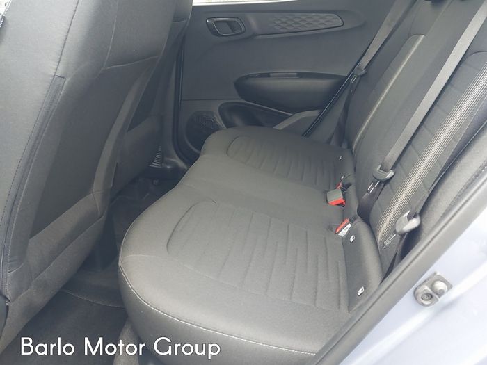 Hyundai i10 2025