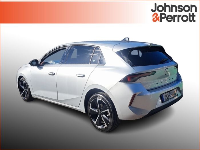 Opel Astra 2025