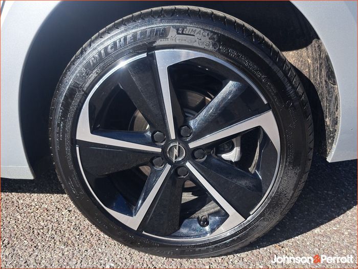Opel Astra 2025