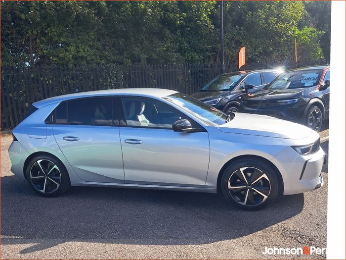 Opel Astra 2025
