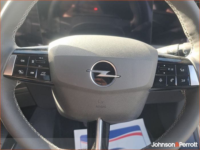 Opel Astra 2025
