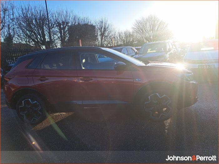 Opel GRANDLAND X 2024