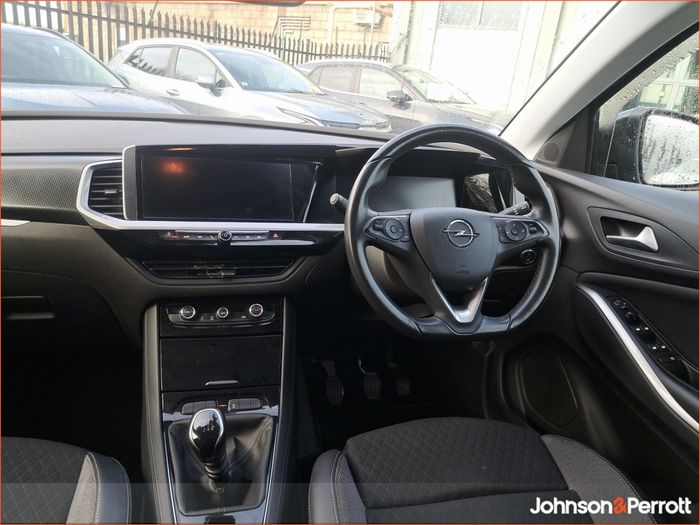 Opel GRANDLAND X 2023