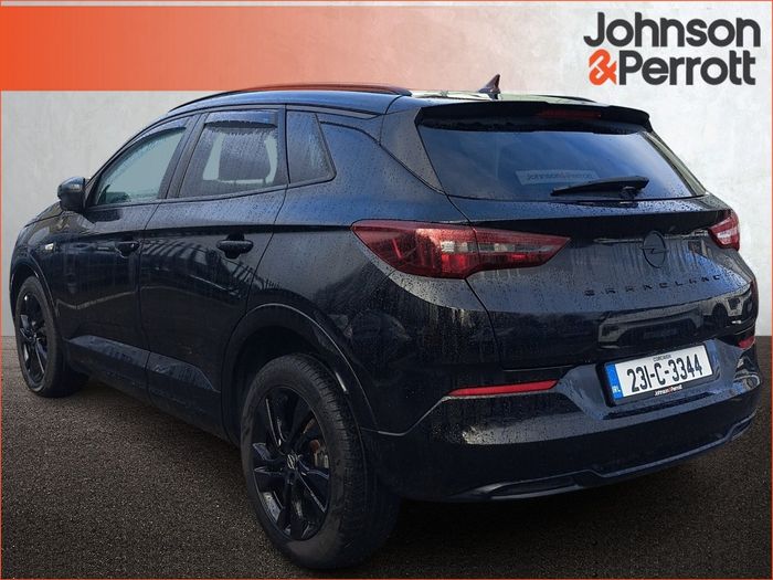 Opel GRANDLAND X 2023
