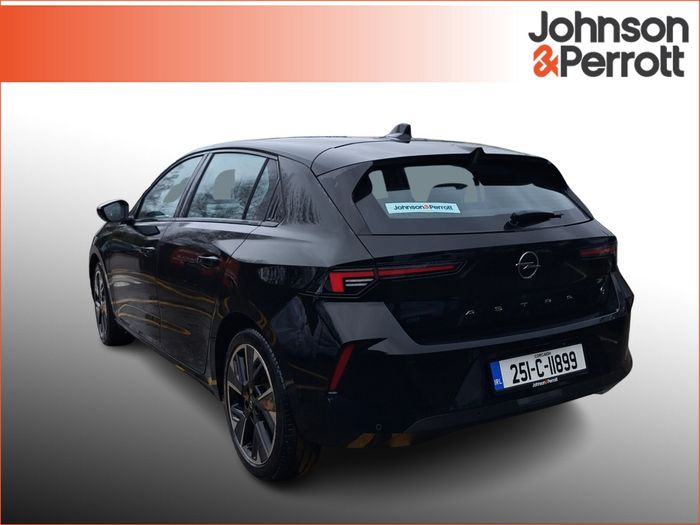 Opel Astra 2025