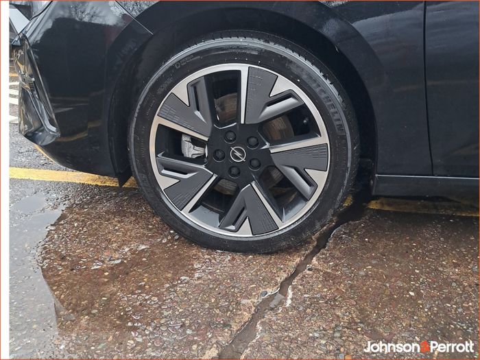 Opel Astra 2025