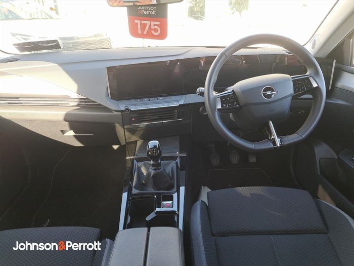 Opel Astra 2024