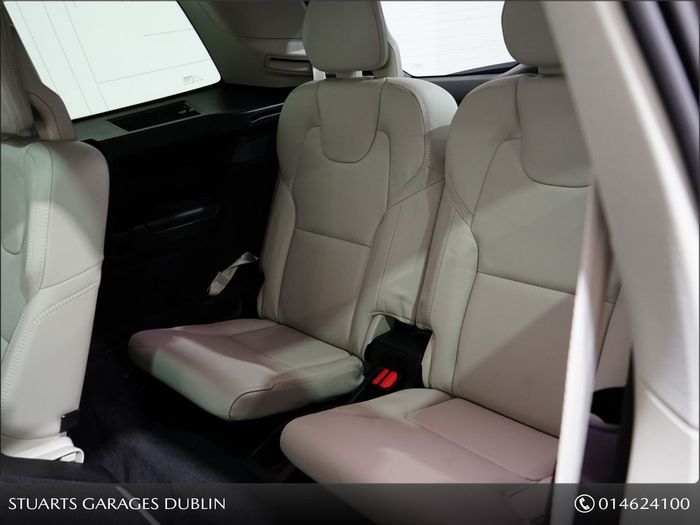 Volvo XC90 2025