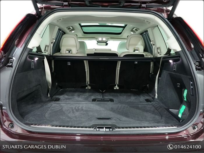 Volvo XC90 2025