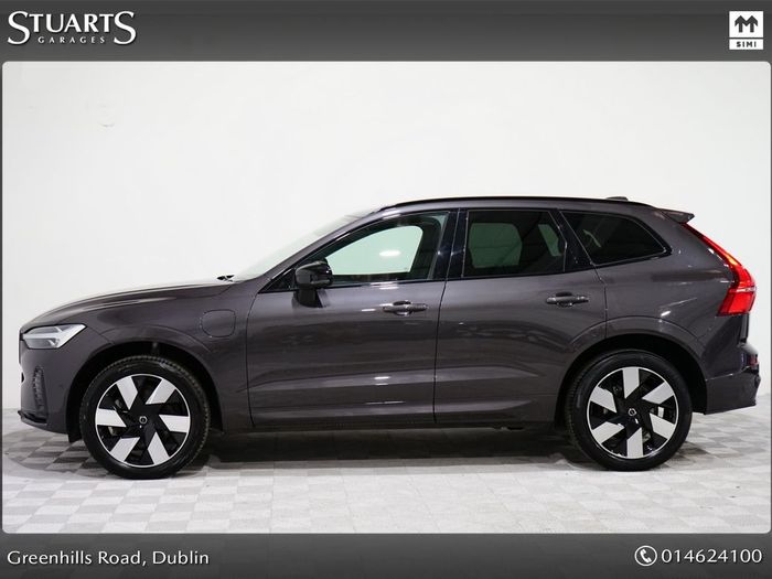Volvo XC60 2025