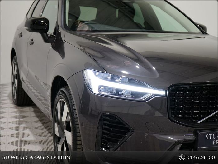 Volvo XC60 2025