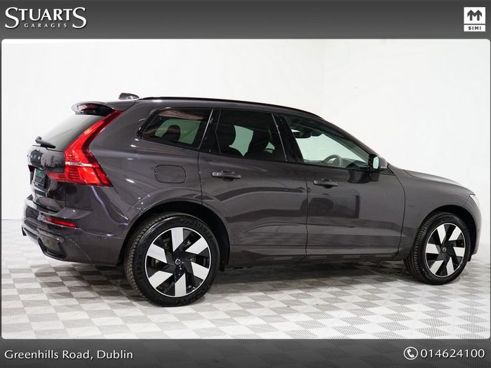 Volvo XC60 2025