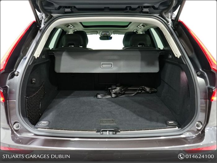 Volvo XC60 2025