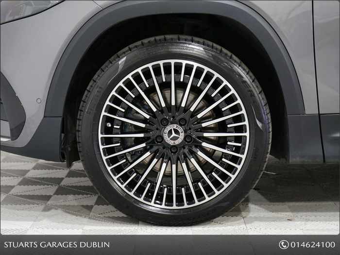 Mercedes-Benz EQB 2024