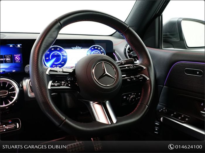 Mercedes-Benz EQB 2024