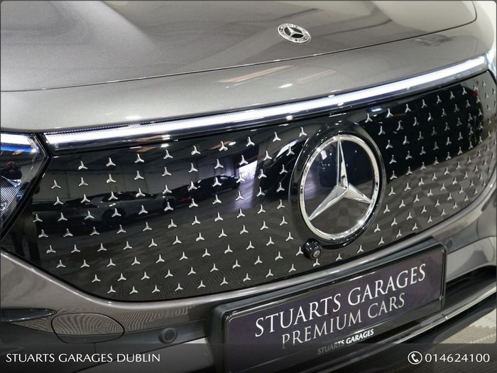 Mercedes-Benz EQB 2024