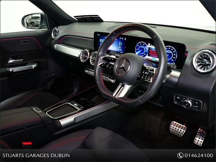 Mercedes-Benz EQB 2024