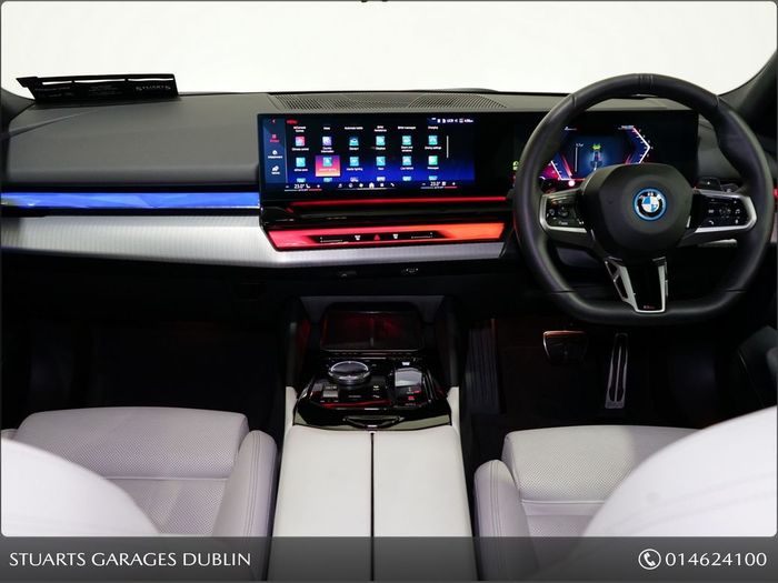 BMW 5 Series 2025