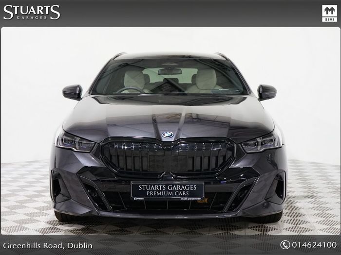 BMW 5 Series 2025