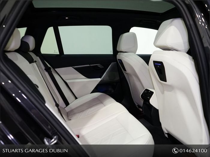 BMW 5 Series 2025