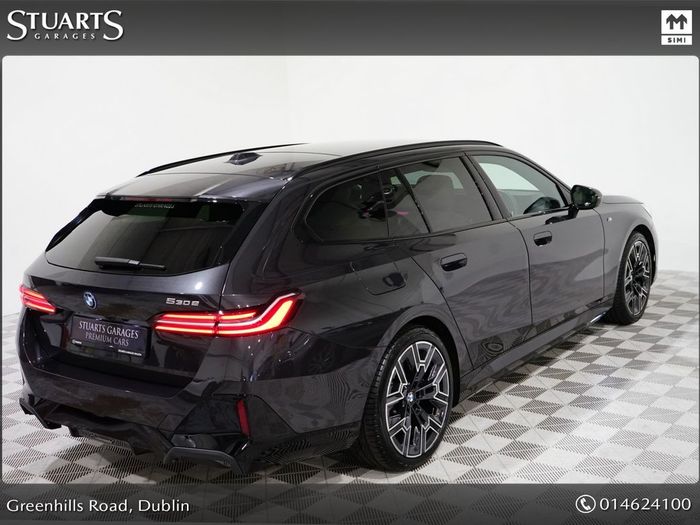 BMW 5 Series 2025